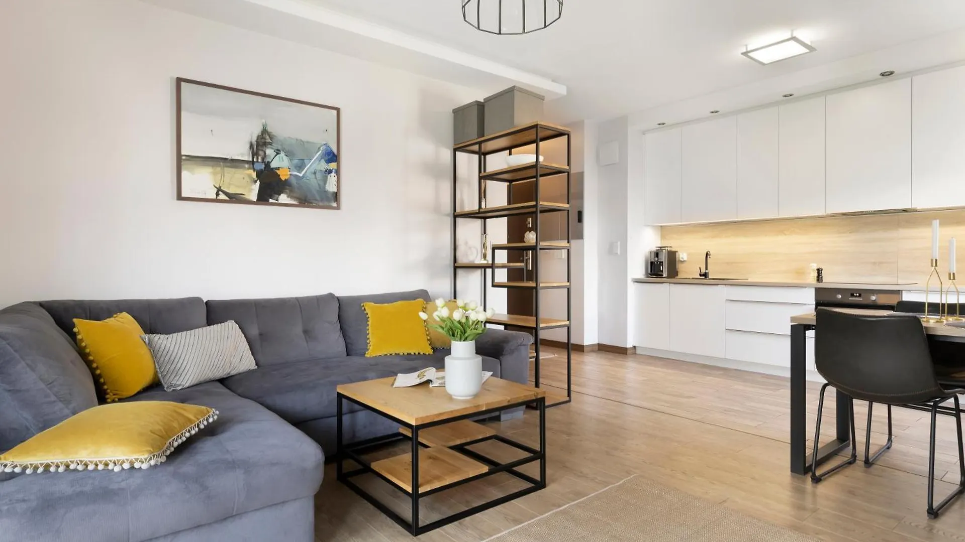 Elite Apartments Malczewskiego 109 location
